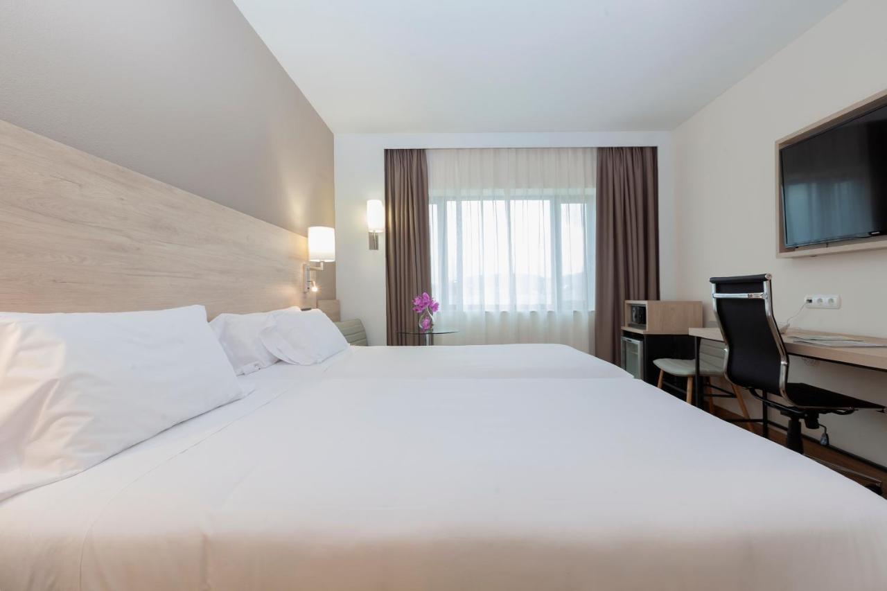 Hotel Puerta De Bilbao Barakaldo Buitenkant foto