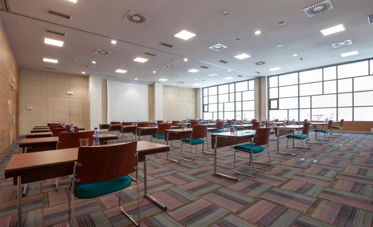 Hotel Puerta De Bilbao Barakaldo Buitenkant foto