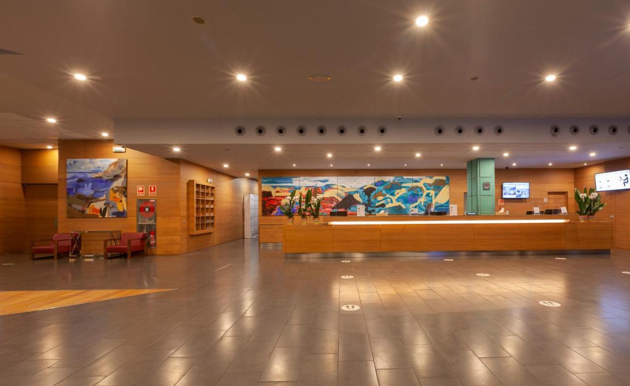 Hotel Puerta De Bilbao Barakaldo Buitenkant foto
