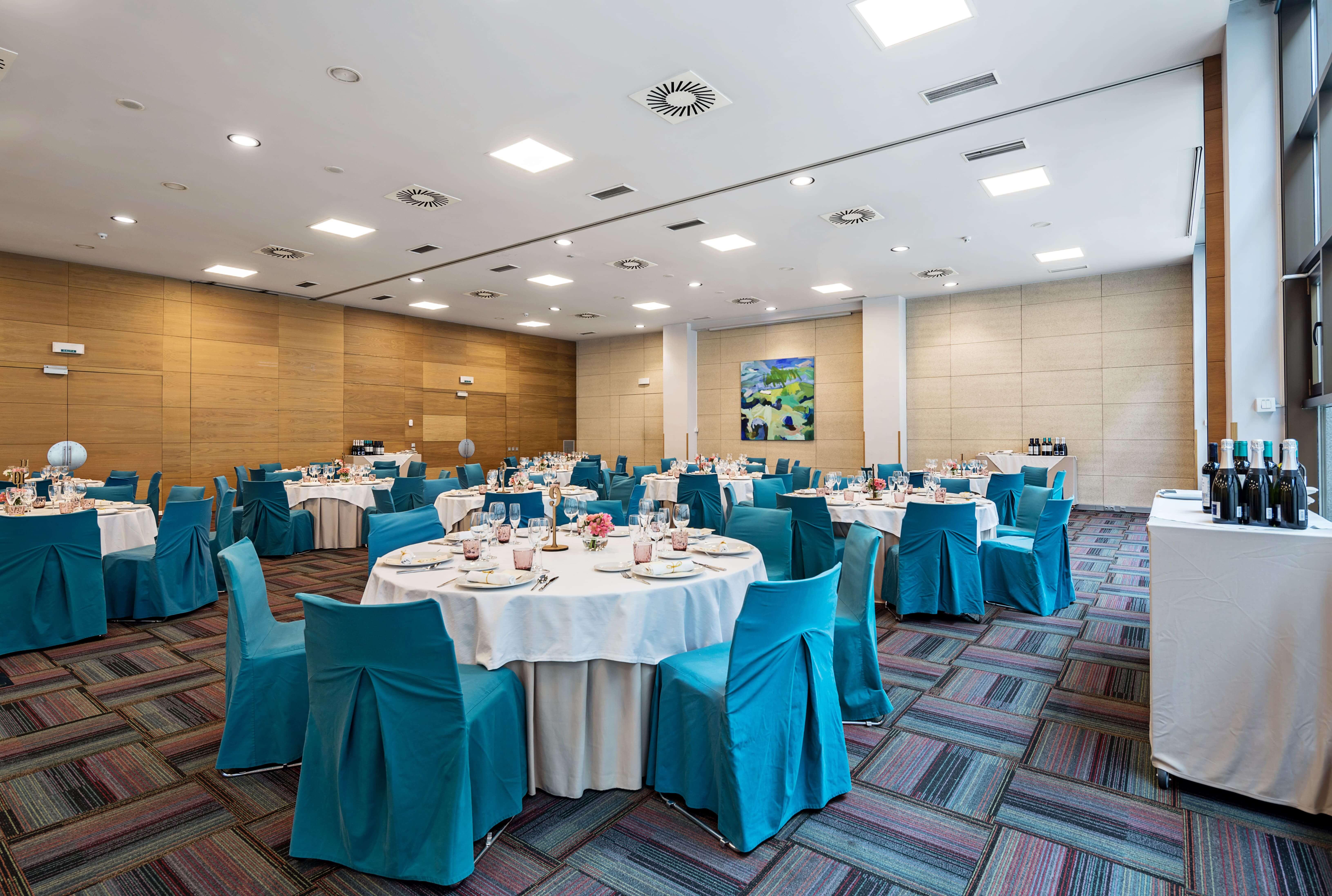 Hotel Puerta De Bilbao Barakaldo Buitenkant foto