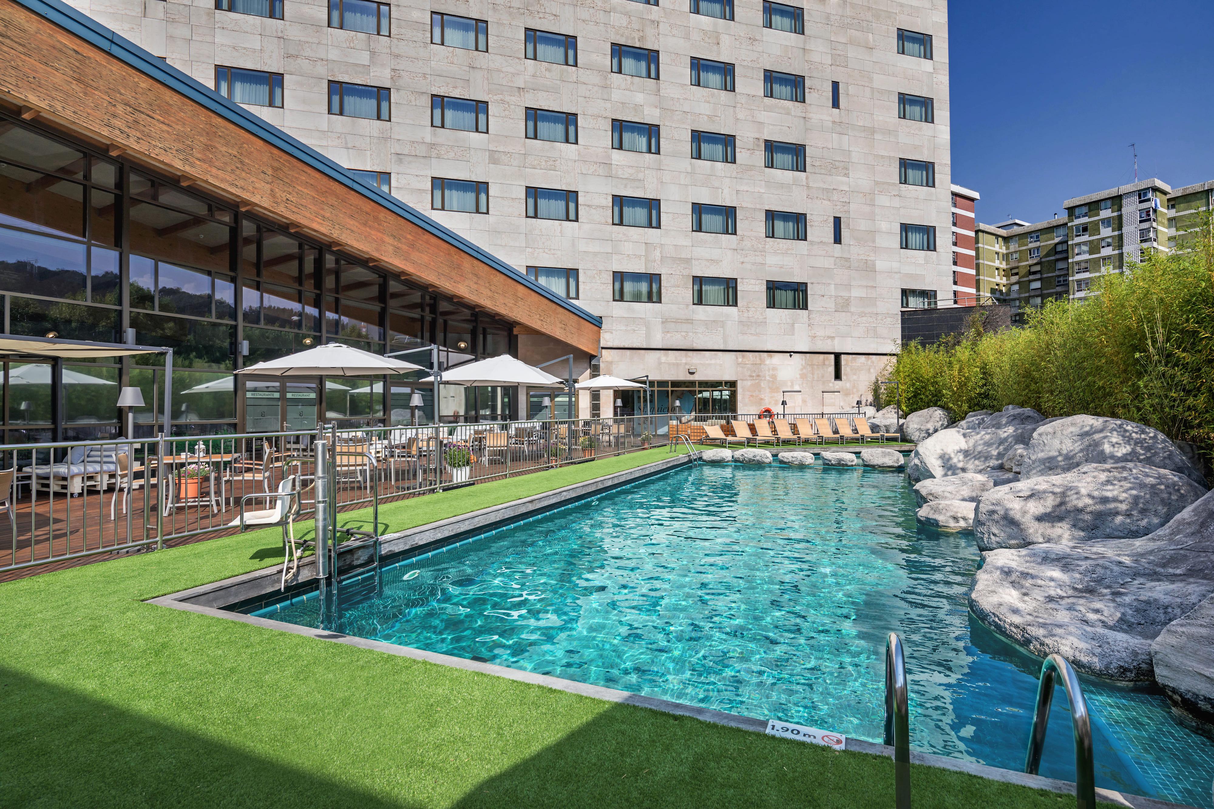 Hotel Puerta De Bilbao Barakaldo Buitenkant foto